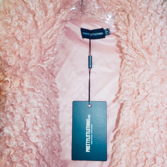 PrettyLittleThing Pink Teddy Coat - Picture 7 of 8